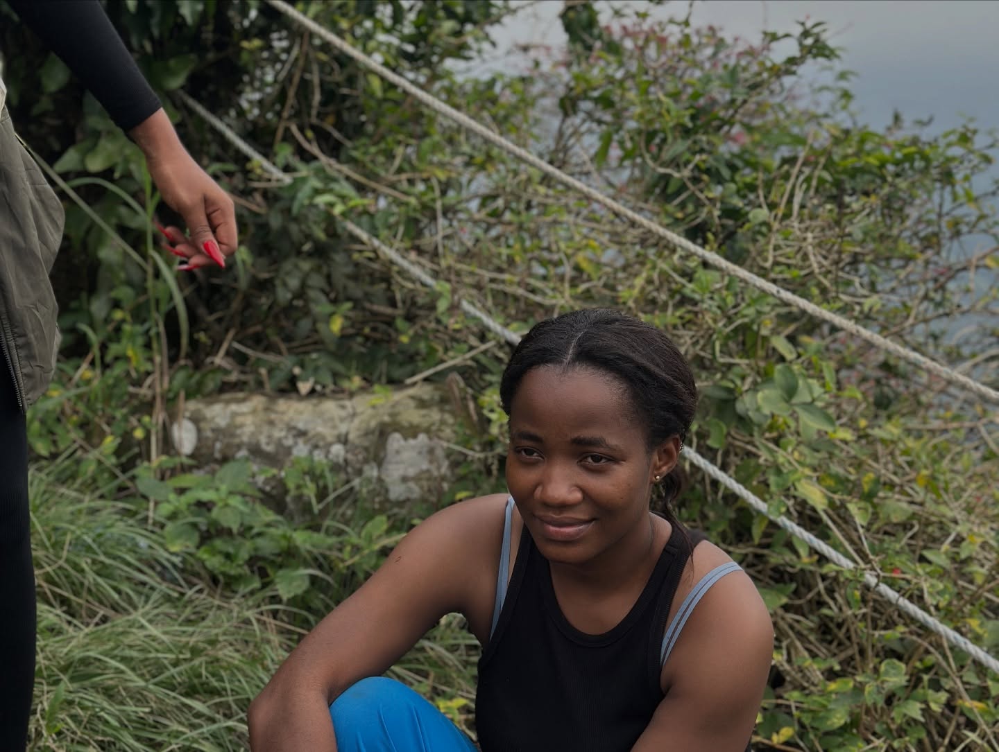 Adakluto summit stop.